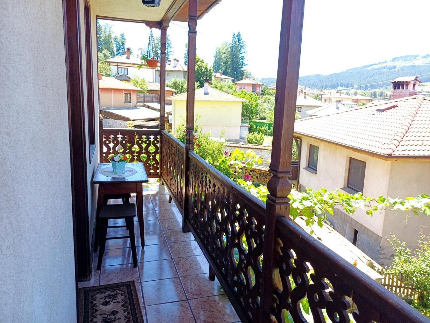 Guest Rooms Dona Koprivshtitsa Exterior foto