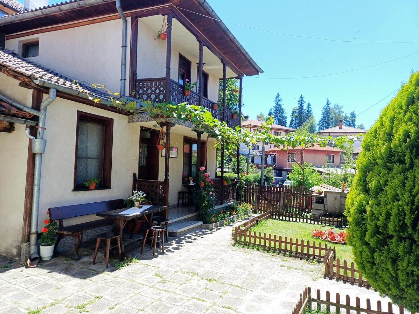 Guest Rooms Dona Koprivshtitsa Exterior foto